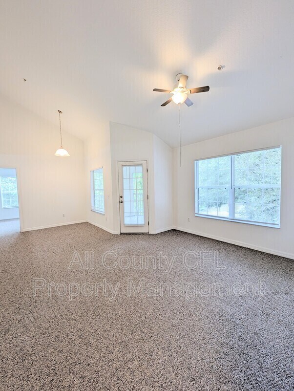 Foto del edificio - 970 N Spring Garden Ave