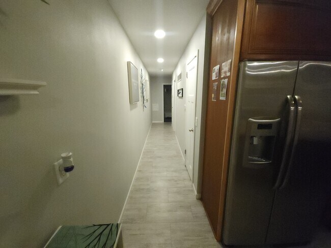 Foto del edificio - 256 22nd Ave S