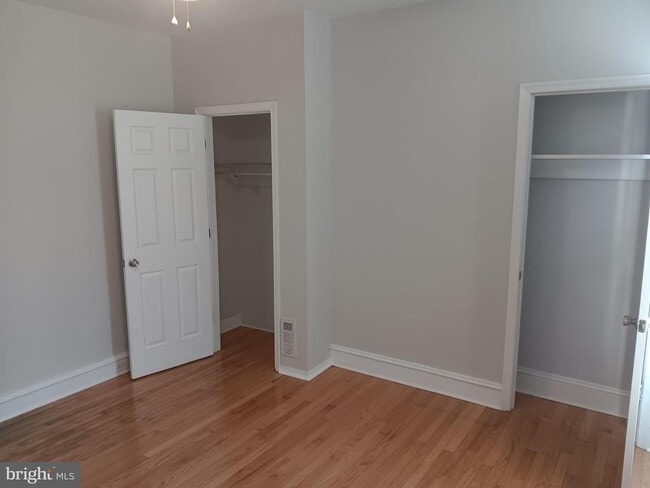 Building Photo - 2255 N Cleveland St