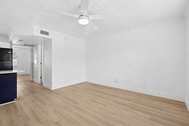 Foto del edificio - Harper Flats