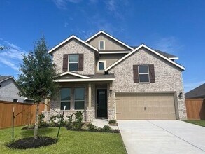 Building Photo - 2826 Gdn Mdw St