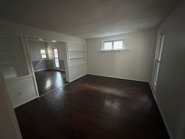 Building Photo - 237 Tremont St