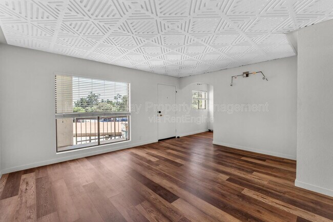 Foto del edificio - 500 Glenwood Cir