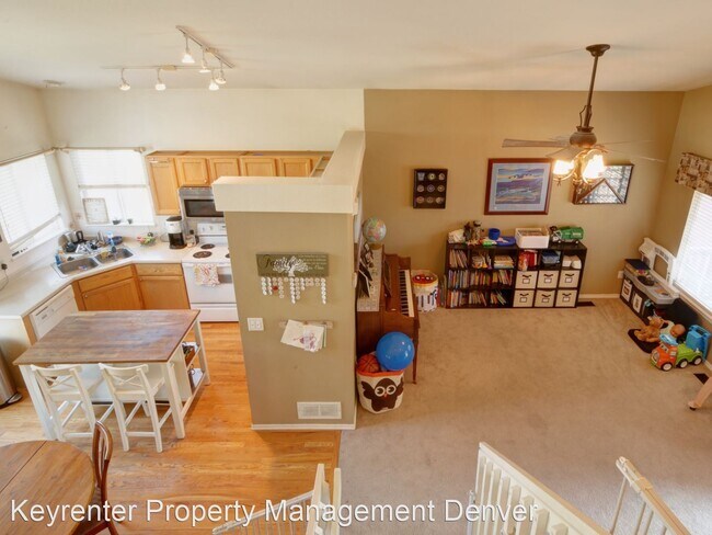 Building Photo - 3 br, 3 bath House - 8751 Rosebud Pl