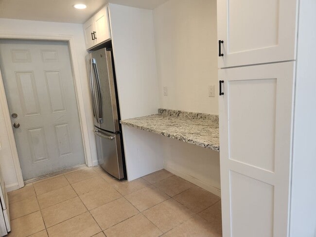 Foto del edificio - 1105 S Prospect Ave