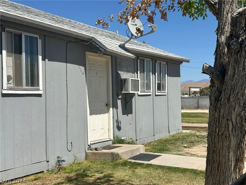 Primary Photo - 180 N Jones St