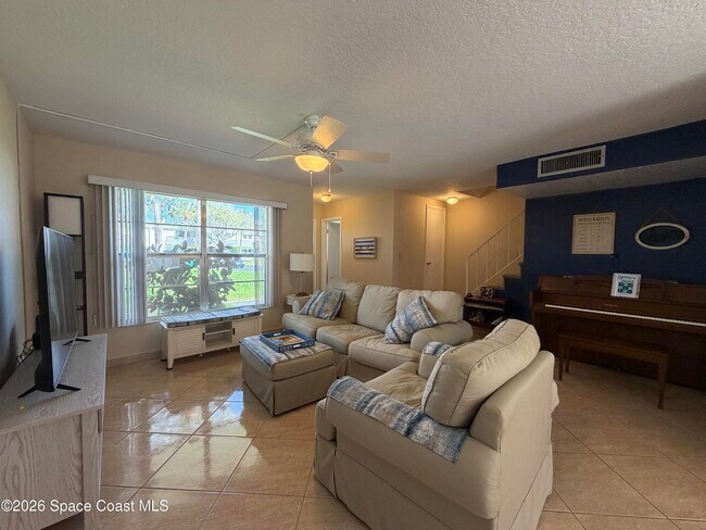 Foto del edificio - 436 Blue Jay Ln