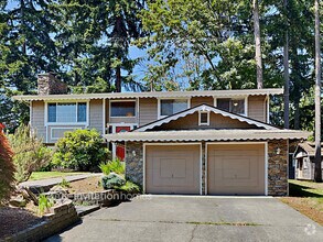 Building Photo - 35857 9th Ave SW