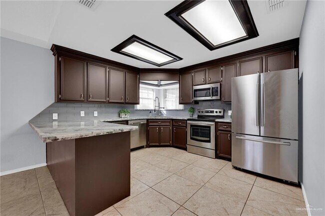 Foto del edificio - 18 N 36th St