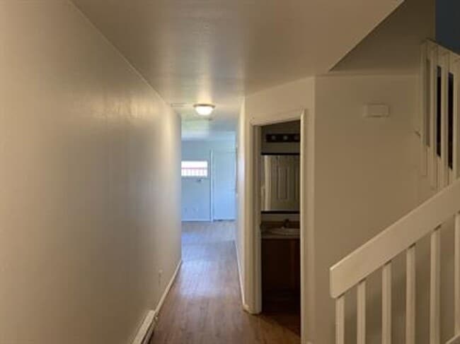 Foto del edificio - 500 S Circle Dr