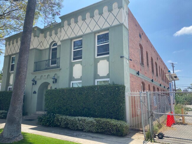 Foto del edificio - 114 W Eulalia St
