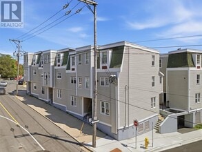 Building Photo - 117 Queens Rd