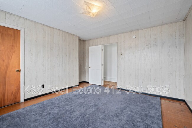 Foto del edificio - 134 Corey Ave