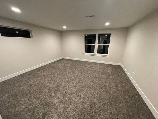 Foto del edificio - 1401 E Hardcastle Ave