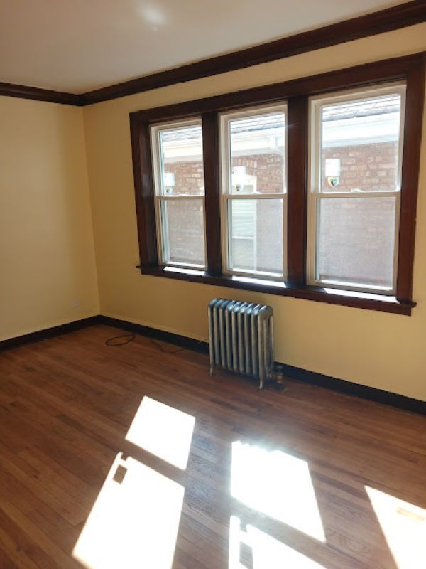 Foto del edificio - 8805 S Muskegon Ave