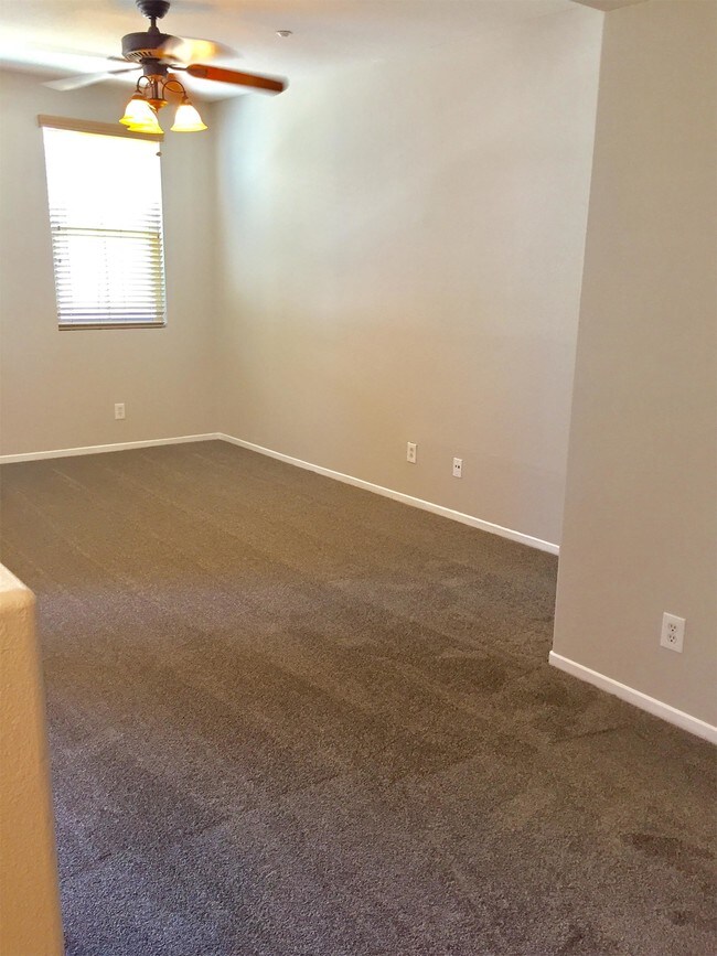 Foto del edificio - 785 Anchor Cove
