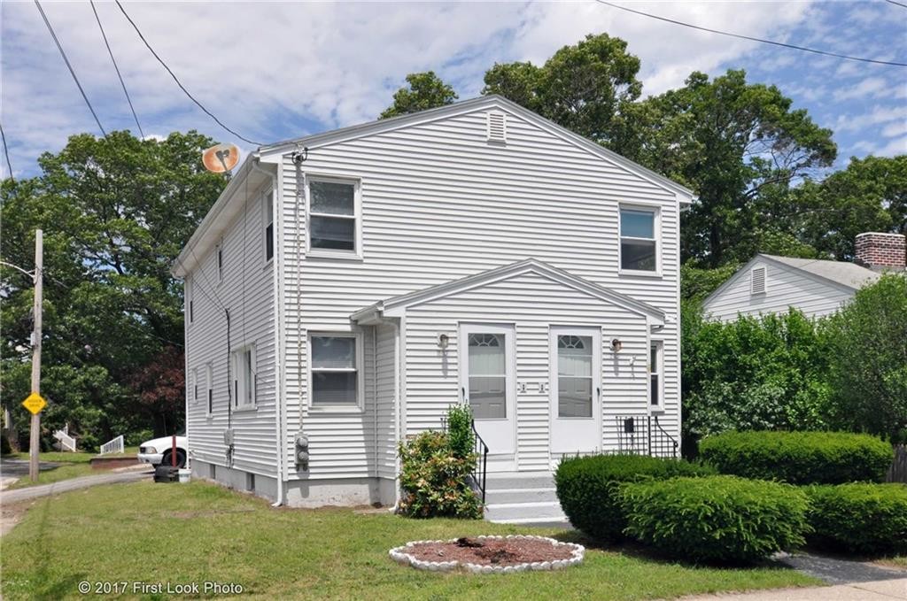 Building Photo - 245-247 Legion Way
