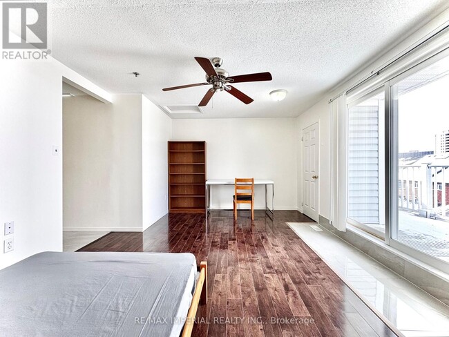 Building Photo - 30 Aldwinckle Heights