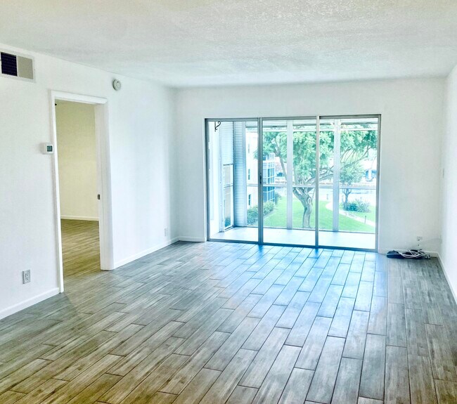 Foto del edificio - 2970 NE 16th Ave