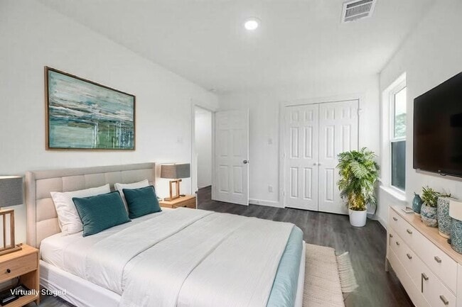 Foto del edificio - 6015 Wedgefield St