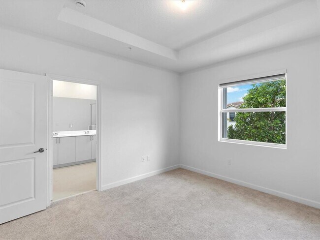 Foto del edificio - 106 SW 184th Pl