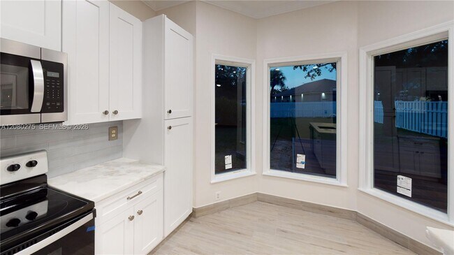 Building Photo - 16785 NW 12th Ct