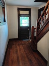 Building Photo - 425 Asher St