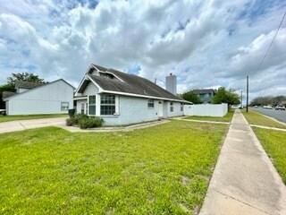 Primary Photo - 2701 Willow Springs Rd