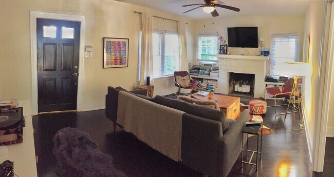 Sala de estar - 849 N West Knoll Dr