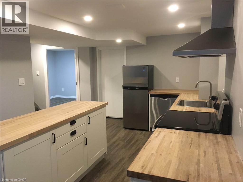 Photo principale - 33 E 34th St