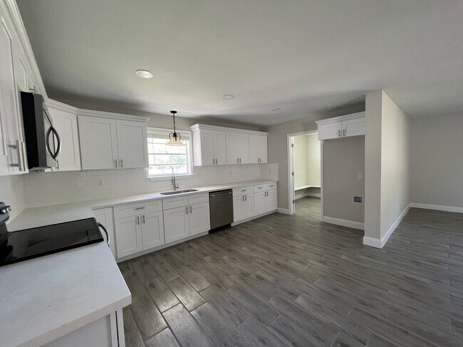 Foto del edificio - 10444 Browning Dr
