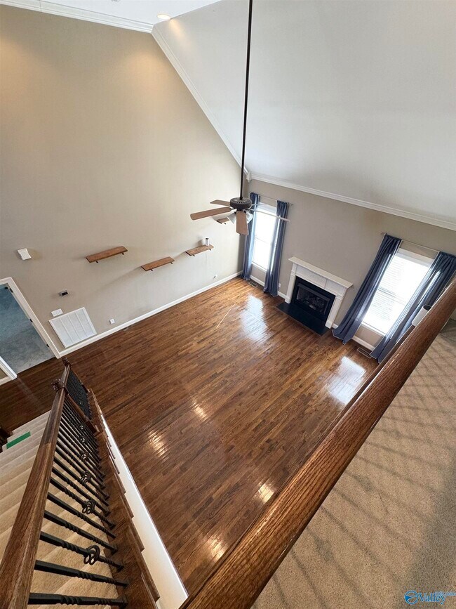 Building Photo - 176 Silo Hill Rd