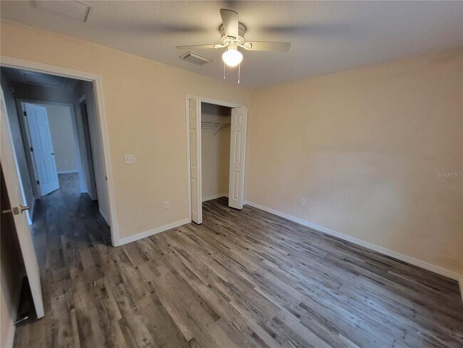 Foto del edificio - 5425 Pecan Rd