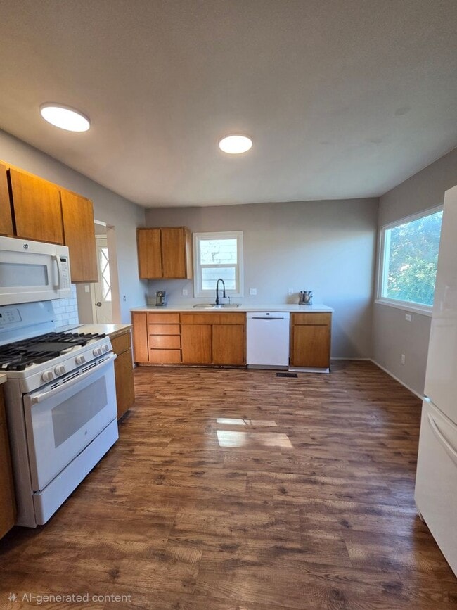 Building Photo - Coming Soon 3-bedroom, 1-bath home