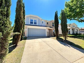 Building Photo - 8008 Hidden Oaks Dr