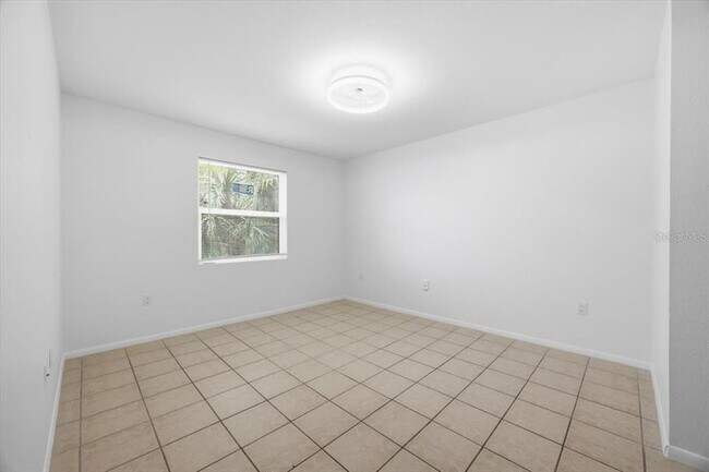 Building Photo - 3028 Parkway Blvd