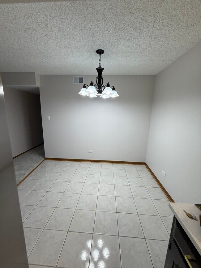 Building Photo - 17525 71st Ct