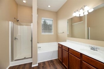 Building Photo - 2510 Sedona St