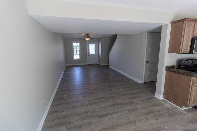 Building Photo - 4706 Dehaven Dr