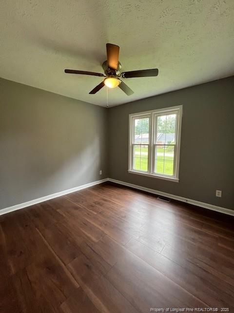 Foto del edificio - 6321 Belle-Terre Ct