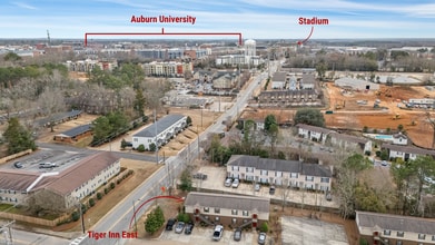 Building Photo - 449 N Donahue Dr