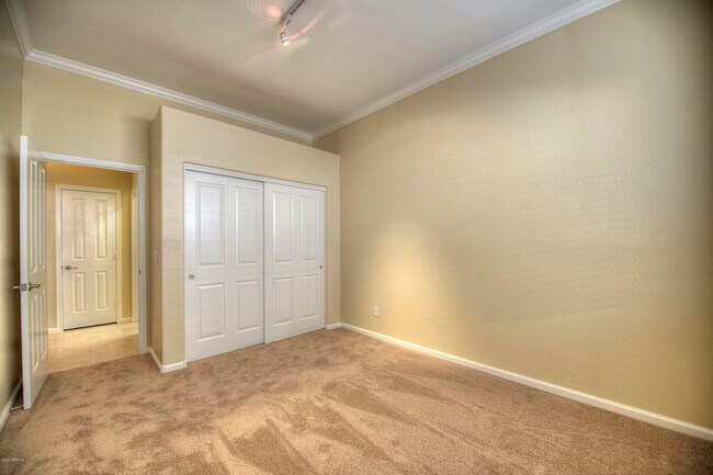 Building Photo - 7420 E Quill Ln