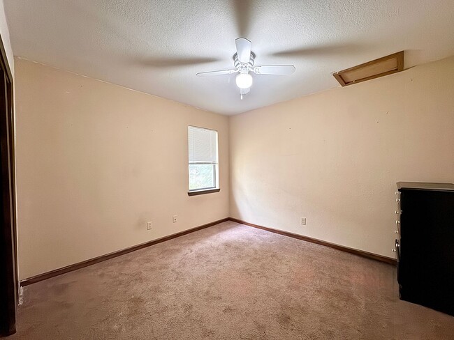 Building Photo - Modern & Spacious • Newly Remodeled • 2 Be...