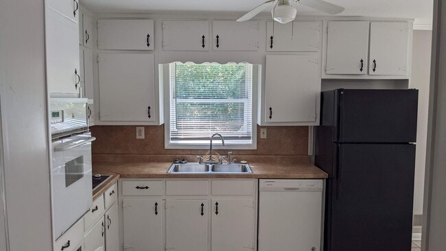 Photo - 2679 Sherlock Dr House