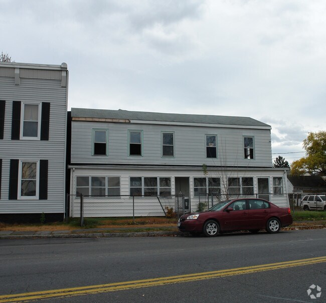 Building Photo - 250 3rd Ave
