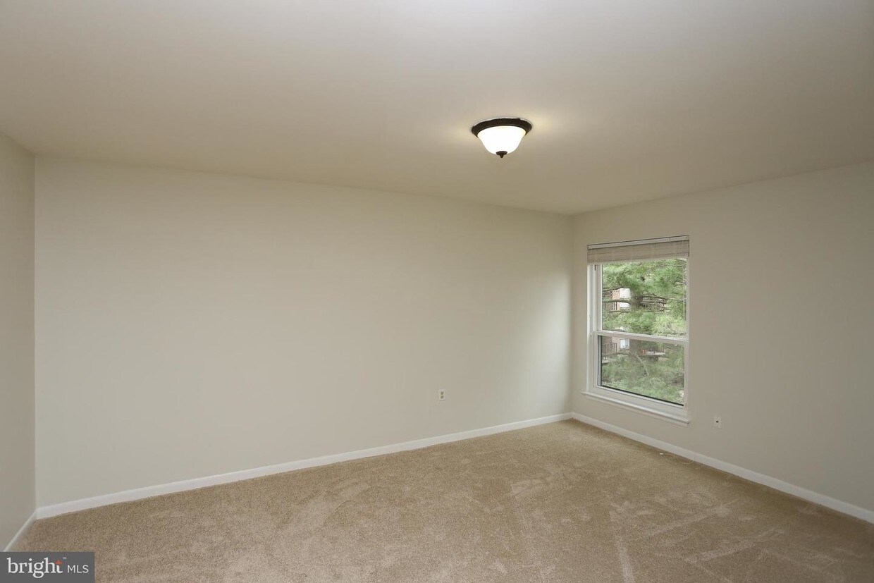 18 Silverwood Cir Unit 9, Annapolis, MD 21403 Condo for Rent in