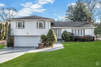 Building Photo - 88 Knollwood Rd