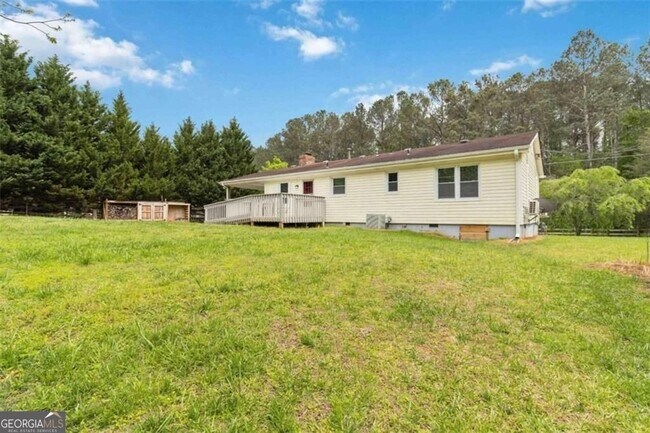 Foto del edificio - 3040 Land Rd