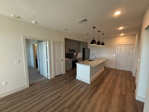 Building Photo - 216 Flint Rdg Rd