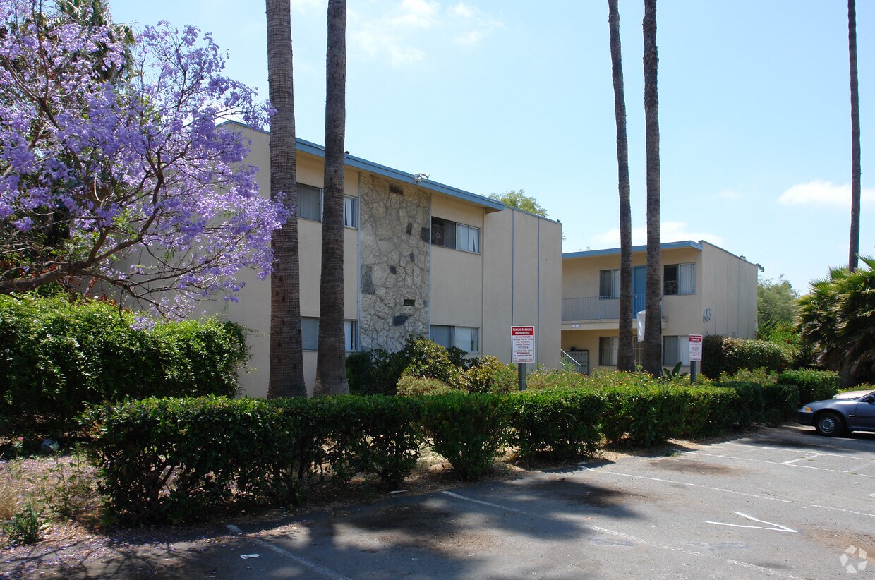 Foto del edificio - 663 Eucalyptus Ave